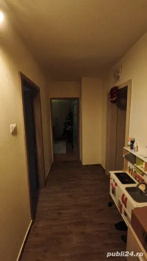 Apartament Deosebit 4 Camere Decomandat Centrala Proprie Garaj Si Boxa Zona Steaua - imagine 4