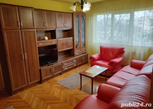 apartament cu 3 camere de inchiriat in zona cetati 