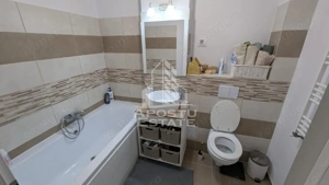 Apartament cu 3 camere, decomandat, 2 bai, 2 balcoane, Dambovita - imagine 10
