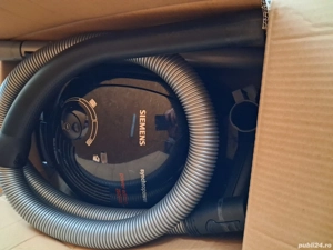 vând aspirator Siemens
