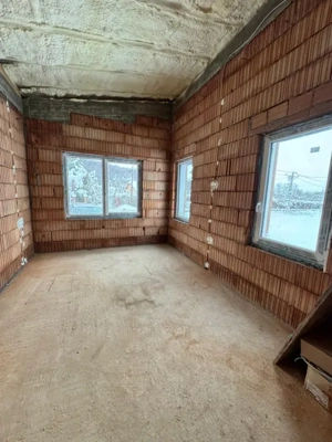 Casă individuală, eficientă energetic, aproape de Baia Mare – 9 ari teren - imagine 11