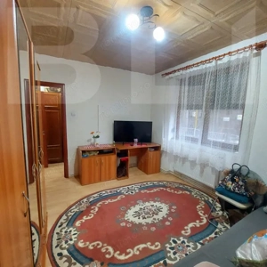 Vand apartament zona centrala - imagine 3