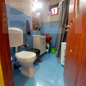 Vand apartament zona centrala - imagine 8