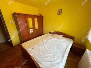 Apartament 3 camere decomandate si balcon zona Vasile Aaron Sibiu - imagine 11