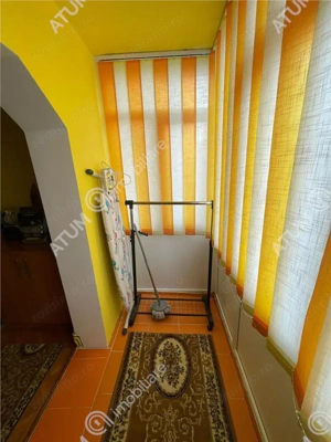 Apartament 3 camere decomandate si balcon zona Vasile Aaron Sibiu - imagine 15
