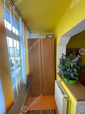 Apartament 3 camere decomandate si balcon zona Vasile Aaron Sibiu - imagine 16