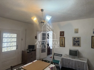 Casă individuală  în Recaș ,teren 1050 mp cu front pe două străzi . - imagine 14