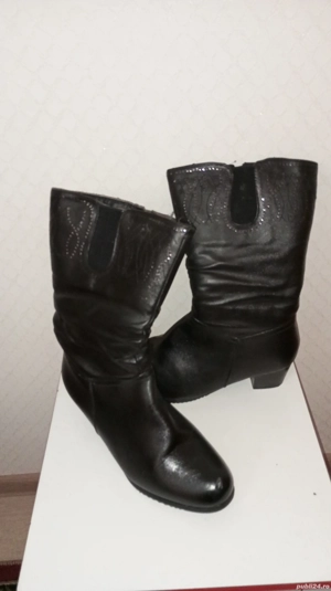 Cizme pentru femei.