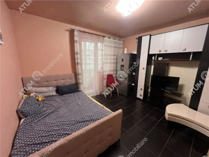 Garsoniera decomandata cu balcon la etajul 2 zona Turnisor din Sibiu