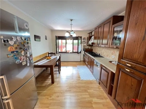 Vil #259; spectaculoas #259; la poalele Crângului Petresti - imagine 11