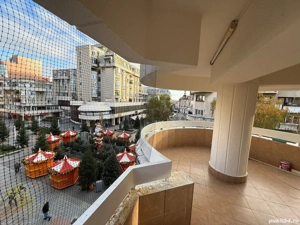 Apartament 4 camere de închiriat 