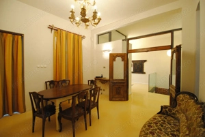 Apartament inchiriere - cladire istorica - Ultracentral Piata Unirii