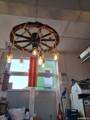 Lustră rustică din roata - imagine 4