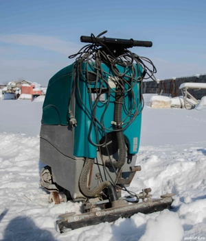 Mașină Profesională de Spălat Pardoseli Klindex Kaori 450BT   24V   Tracțiune Automată   SH