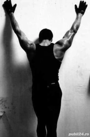 Caut amanta discreta