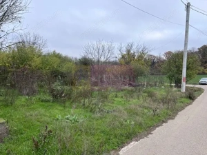 Teren Comana- strada Funieru. - imagine 3