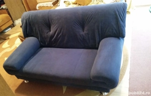 Vând canapea de 2 persoane