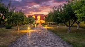 Balotesti, Ion Lahovari, mobilata si utilata complet