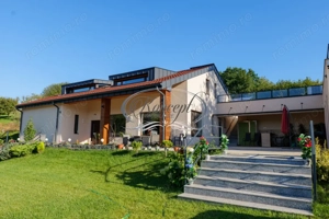 Casa unicat cu panorama si teren generos in Feleac