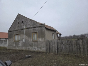 Casă de vânzare în Pesac 