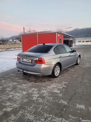 Bmw E90 Seria 320i