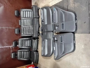 vând înțeles complet scaune/banchete/fete usi pentru vw touareg 7L compatibile 2003-2010 