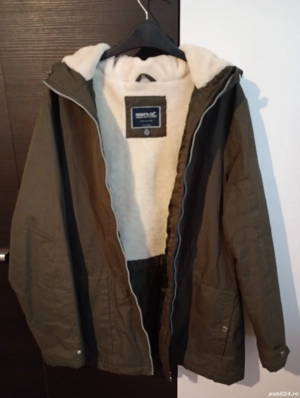 Geaca antivant stare impecabila