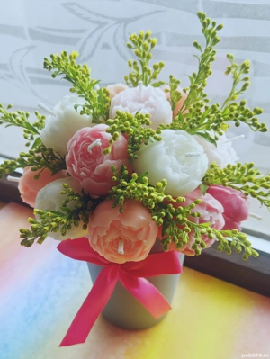 Buchet de flori cu lumanari - imagine 2