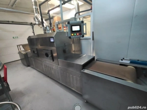 Echipament de uscare cu microunde a plantelor fructelor si legumelor - imagine 4