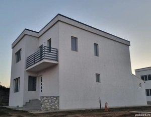 Vand casa Bulevardul Carpenului