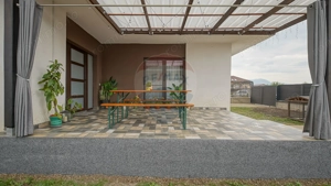 Vilă modernă, cu garaj, panouri și pompă de căldură, Cristian - imagine 8