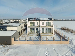 Întreg duplex de vânzare în cartier Izvor, Brașov