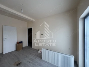 De închiriat vila cu pozitie excelenta, ptr locuit sau sediu firma - imagine 14