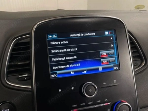 Renault Scenic - imagine 18