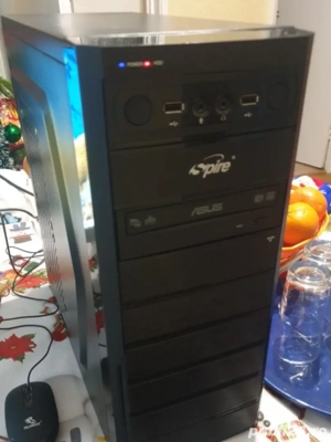 calculator cu specificațiile din pozele de mai sus 