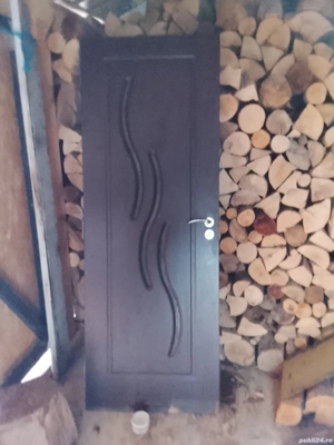 Foaie de ușă cu balamale și feronerie