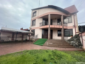 Agentia imobiliara VIGAFON vinde casa 6 camere Piata Anton