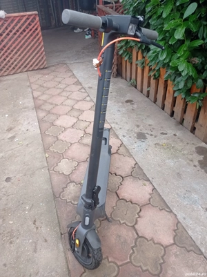 Trotineta electrica Xiaomi  - imagine 4