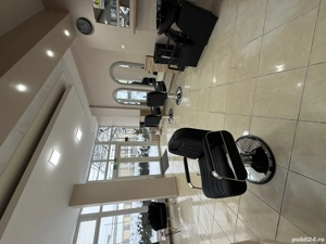 Caut colegi pt postul de coafură frizerie - imagine 4