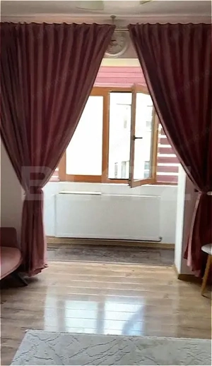 Apartament 3 camere, 58.61 mp, zona Ultracentral - imagine 2