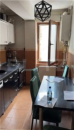 Apartament 3 camere, 58.61 mp, zona Ultracentral - imagine 4