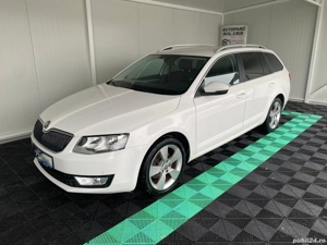  Skoda Octavia SW 2.0 Diesel 150 CP An 2014 - imagine 4