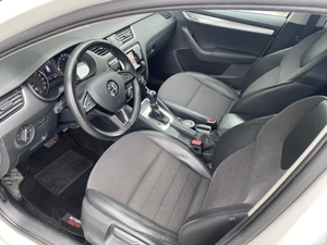  Skoda Octavia SW 2.0 Diesel 150 CP An 2014 - imagine 12