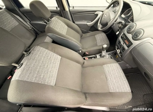 Dacia Duster dCi 90 FAP 4x2 Ambiance - imagine 15