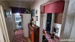 3 camere decomandate zona Bariera, sup 68 mp - imagine 8