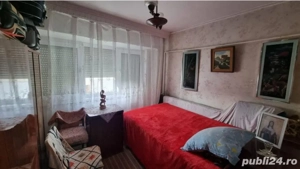 3 camere decomandate zona Bariera, sup 68 mp