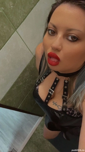 Blondaaxxx  Deplasări la Hotel 