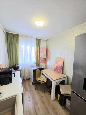 Apartament 3 Camere, Semidecomandat, Zona Dacia - imagine 11
