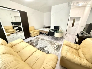 Proprietate cu potential turistic | 2 Garsoniere in Centrul Vechi - imagine 3