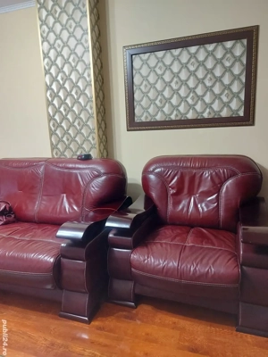 Vând set canapea și fotoliu piele 